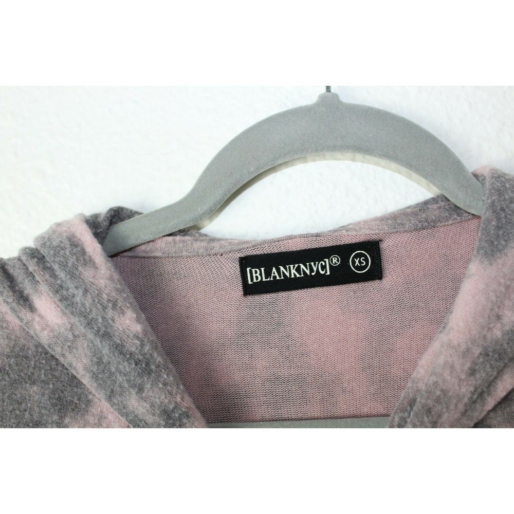 BlankNYX‎ Pink Black Leopard Print Cropped Long Sleeve Hoodie Sz XS - Picture 2 of 6